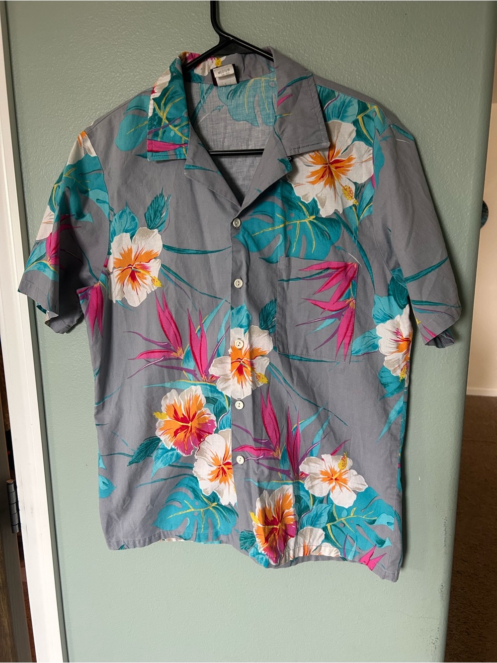 Vintage jordache Hawaiian aloha shirt size medium